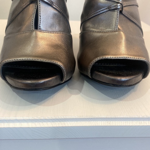 Guess Silver Metallic Peep Toe Tie Around Ankle Boot - Picture 6 of 17